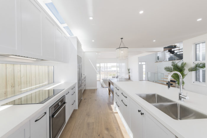 Kitchen 5 700x467 - Luxury Home Builder Newcastle