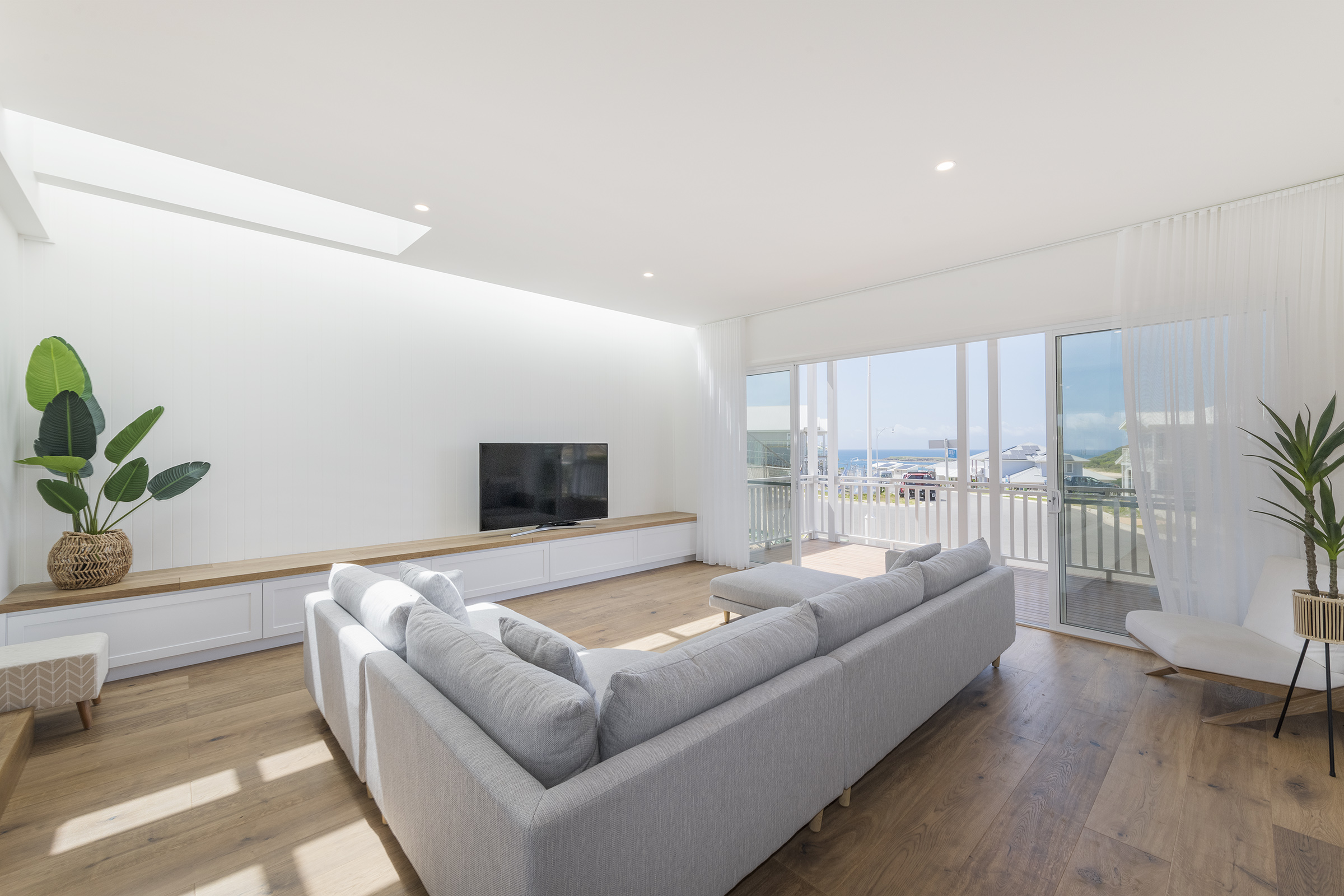 Lounge 1 - Catherine Hill Bay Builders