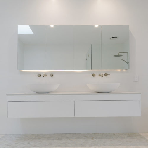 Main Ensuite 3 scaled 500x500 - Gallery